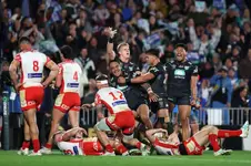 Warriors v Dolphins 368.webp