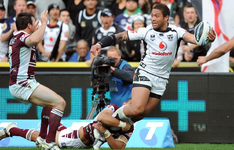 Manu Vatuvei 2011 Grand Final.webp