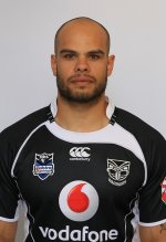 Sam Rapira 2011.jpg