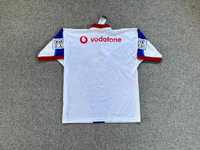 2000 home jersey 4.webp