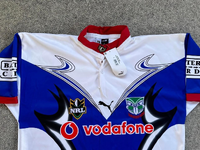 2000 home jersey 2.webp