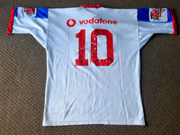 2001 away jersey 6.webp