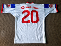 2002 away jersey 4.webp