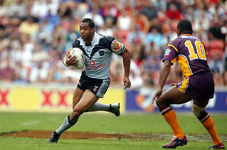 Sione Faumuina 2004 4.webp