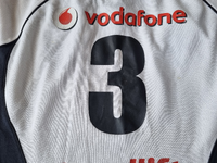 2009 away jersey 8.webp