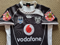 2010 home jersey 3.webp